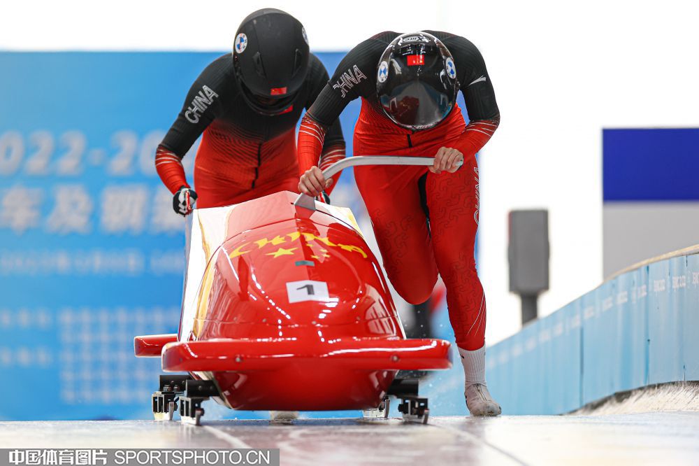 快船惜败雄鹿：哈登24+8迎27000分里程碑 字母23+8小卡25分.