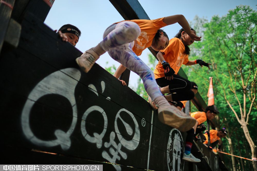 荷甲第17輪費耶諾德1-1阿賈克斯 荷甲大變天 費耶諾德居榜首!阿賈克斯六輪不勝 恐失歐冠資格!.